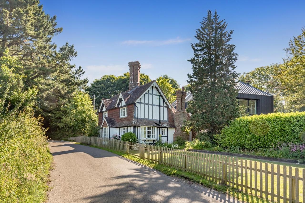 Danny Lodge - Country Cottage Near Brighton By Huluki Sussex Stays Hurstpierpoint ภายนอก รูปภาพ