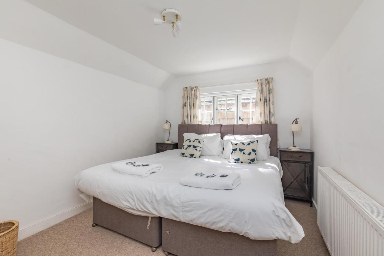 Danny Lodge - Country Cottage Near Brighton By Huluki Sussex Stays Hurstpierpoint ภายนอก รูปภาพ